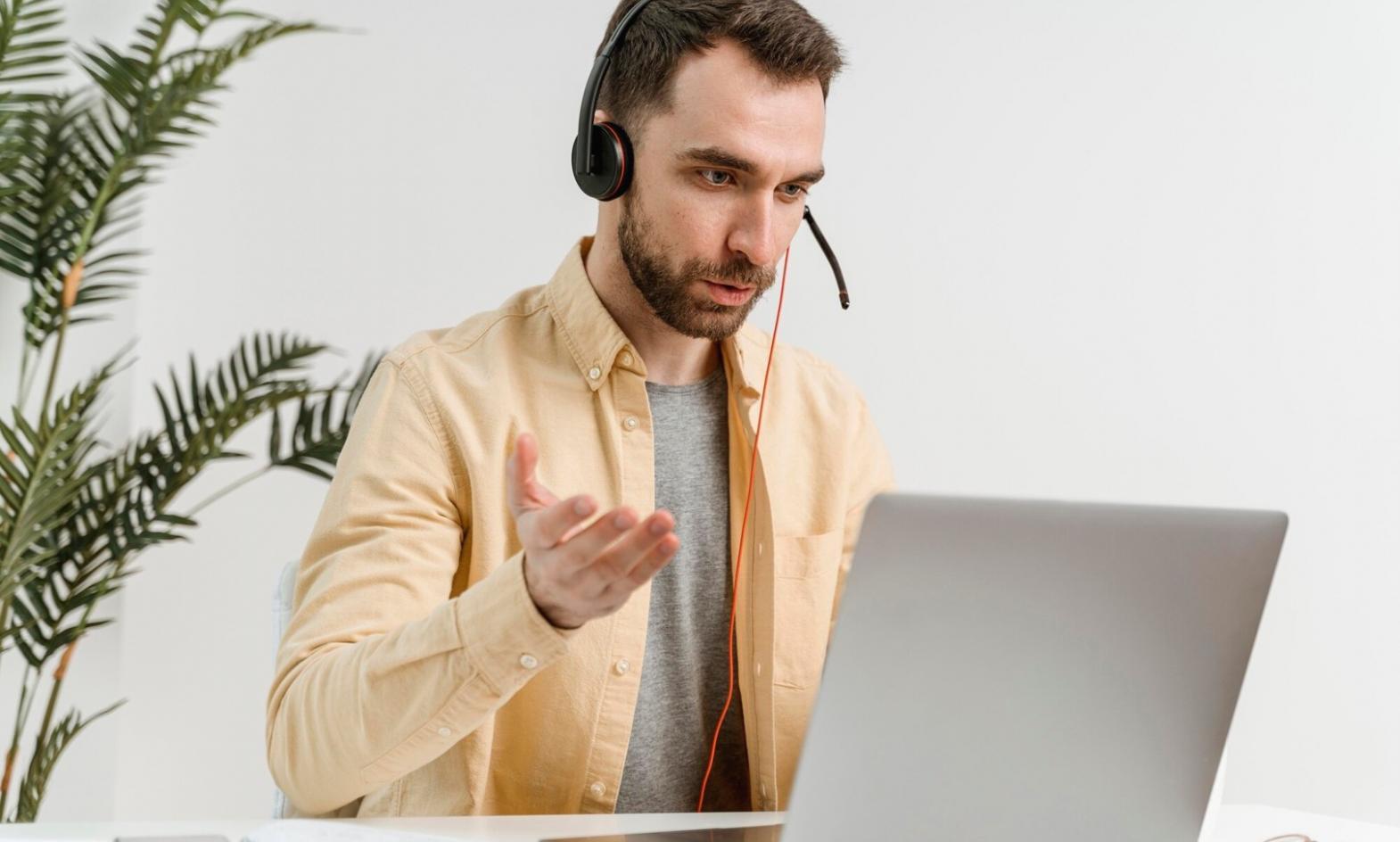 Beratungsgespräch zum Thema Startup-Finanzierung